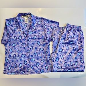 Vintage winlar 2 piece pajama set with purple sky pattern